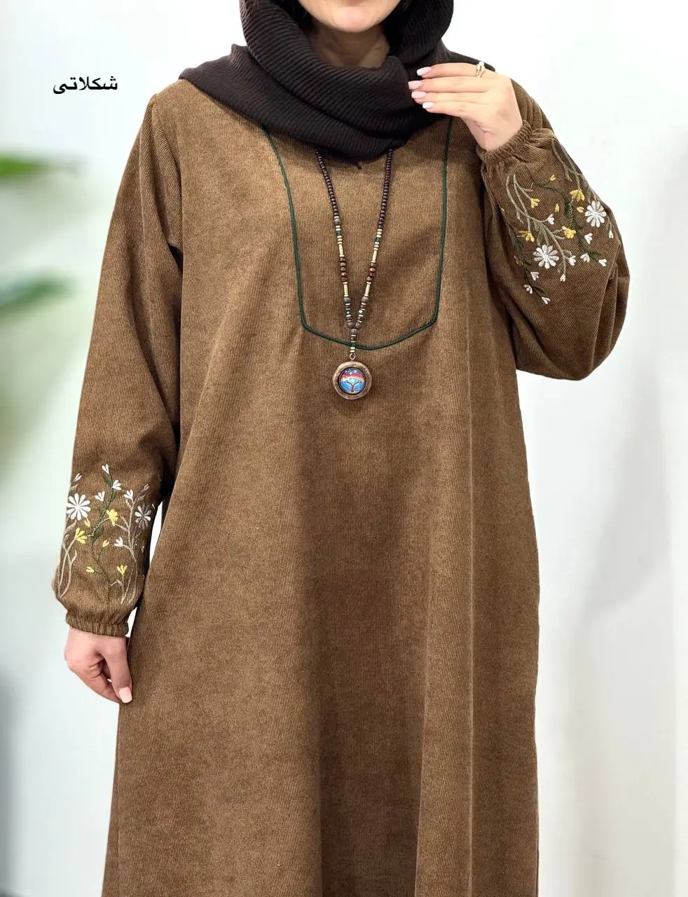 پیراهن مانتویی گلدوزی جانان